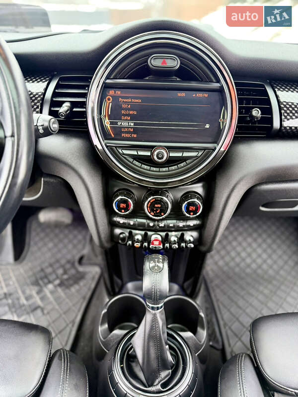 Хэтчбек MINI Cooper 2015 в Виннице