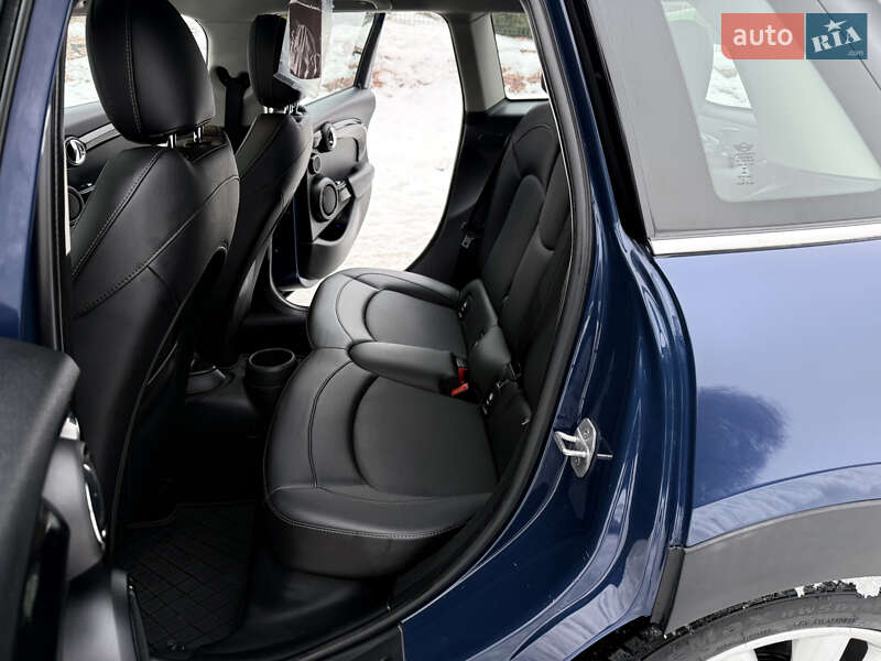 Хэтчбек MINI Cooper 2015 в Виннице