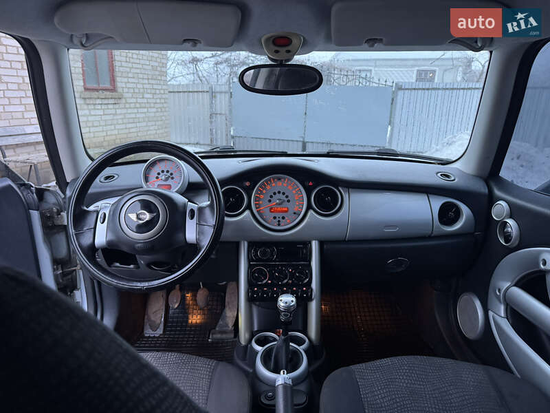 Хэтчбек MINI Cooper 2003 в Тульчине фото 7 Хэтчбек MINI Cooper 2003 в Тульчине