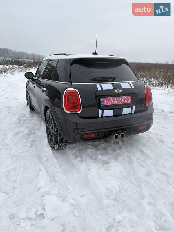 Хэтчбек MINI Cooper 2015 в Киеве
