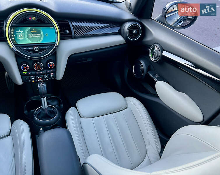 Хетчбек MINI Cooper 2018 в Києві фото 50 Хетчбек MINI Cooper 2018 в Києві