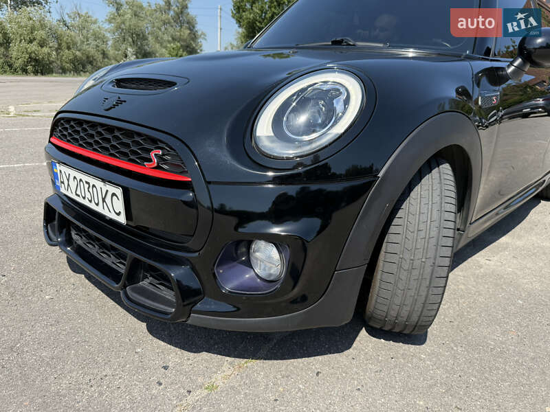 Хэтчбек MINI Cooper 2017 в Харькове
