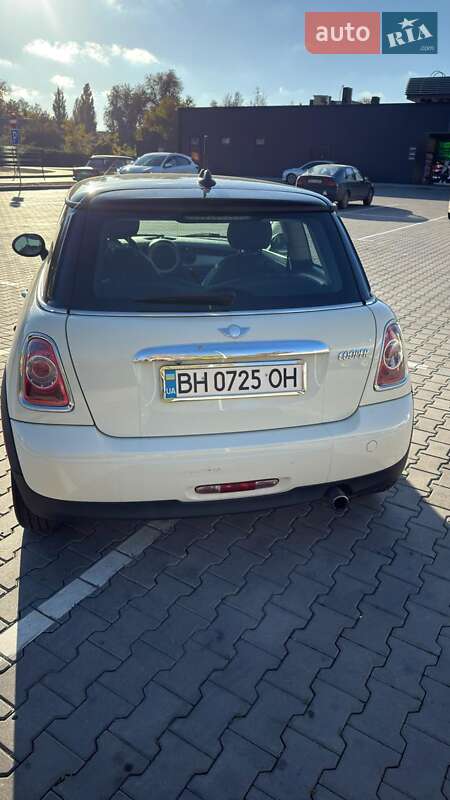 Хетчбек MINI Cooper 2013 в Одесі фото 2 Хетчбек MINI Cooper 2013 в Одесі