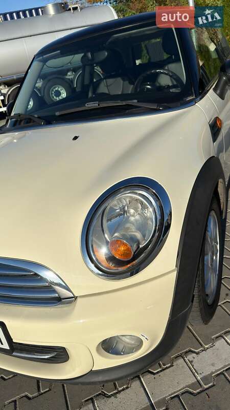 Хетчбек MINI Cooper 2013 в Одесі фото 9 Хетчбек MINI Cooper 2013 в Одесі
