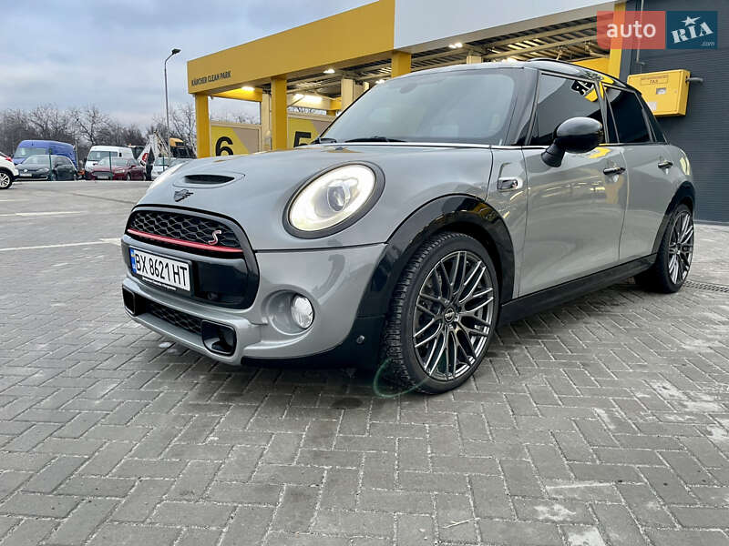 Хэтчбек MINI Cooper 2016 в Днепре фото 15 Хэтчбек MINI Cooper 2016 в Днепре