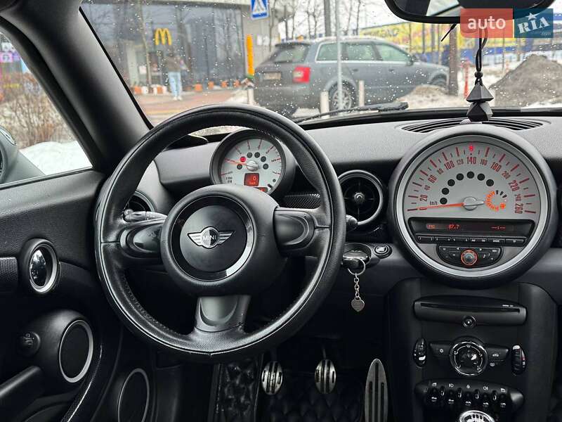 Хетчбек MINI Cooper 2011 в Києві