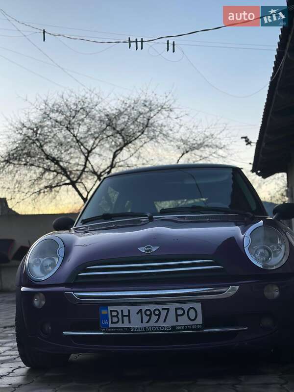 Хэтчбек MINI Cooper 2004 в Одессе фото Хэтчбек MINI Cooper 2004 в Одессе
