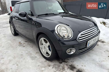 Хэтчбек MINI Cooper 2007 в Делятине