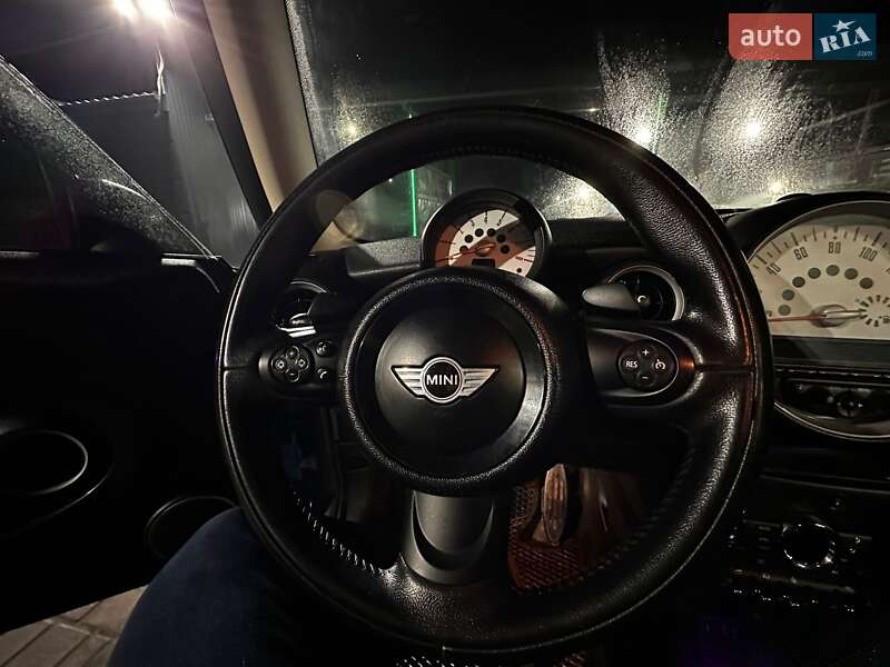 Хэтчбек MINI Cooper 2012 в Николаеве фото 21 Хэтчбек MINI Cooper 2012 в Николаеве