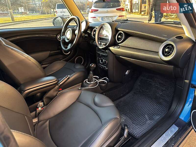 Хэтчбек MINI Cooper 2012 в Николаеве фото 16 Хэтчбек MINI Cooper 2012 в Николаеве