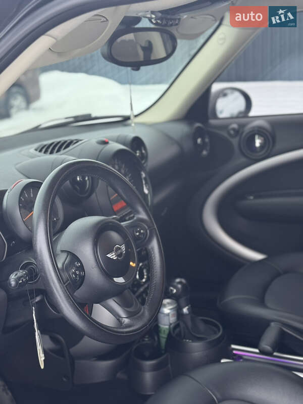 Хэтчбек MINI Cooper 2015 в Ужгороде