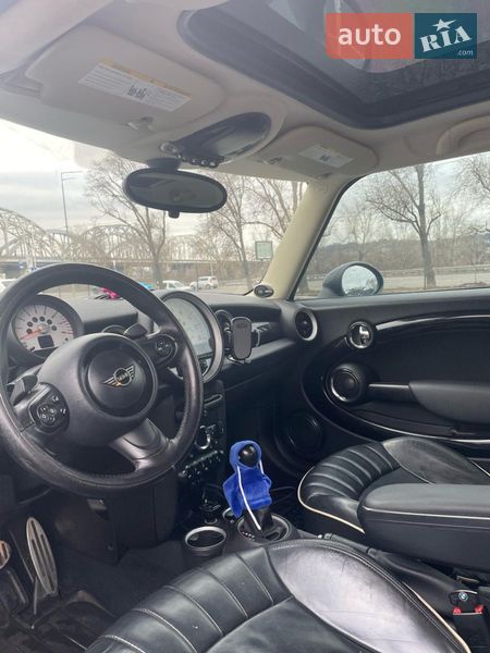 Хетчбек MINI Cooper 2010 в Києві