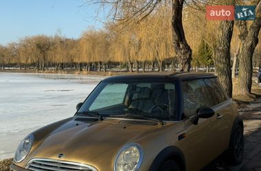 Хэтчбек MINI Cooper 2004 в Ровно Хэтчбек MINI Cooper 2004 в Ровно