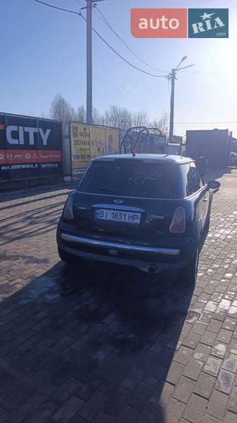 Хэтчбек MINI Cooper 2002 в Лубнах