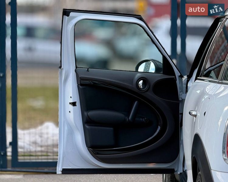 Хэтчбек MINI Cooper 2011 в Киеве