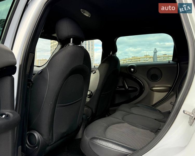 Хэтчбек MINI Cooper 2011 в Киеве