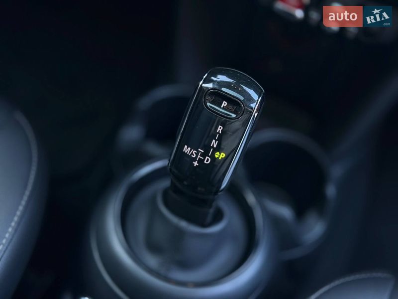 Хэтчбек MINI Cooper 2020 в Киеве