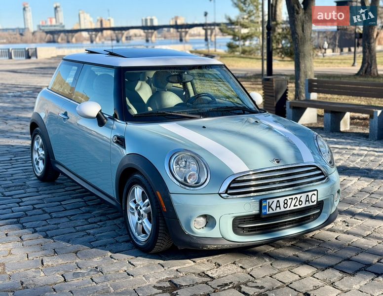 Хетчбек MINI Cooper 2012 в Києві