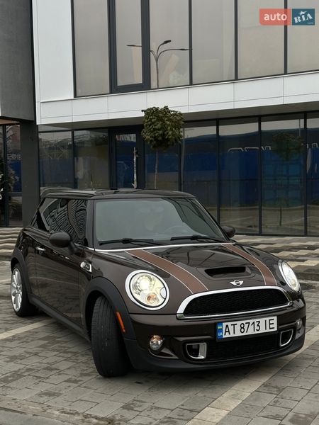 Хетчбек MINI Cooper 2009 в Івано-Франківську