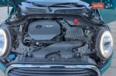 Хэтчбек MINI Cooper 2016 в Львове