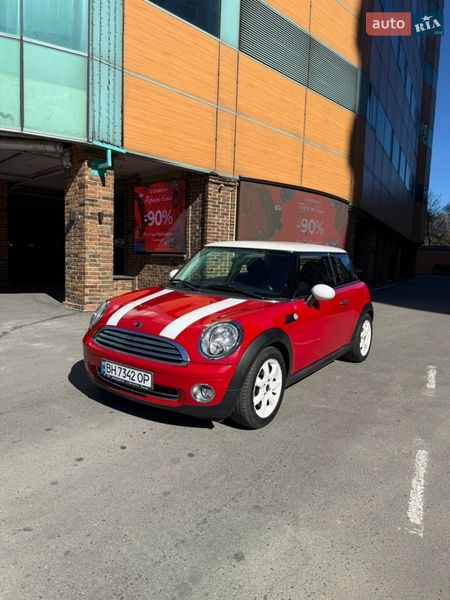 Хэтчбек MINI Cooper 2010 в Одессе