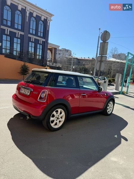 Хэтчбек MINI Cooper 2010 в Одессе