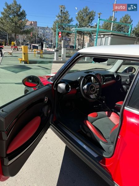 Хэтчбек MINI Cooper 2010 в Одессе