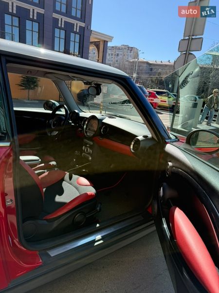 Хэтчбек MINI Cooper 2010 в Одессе