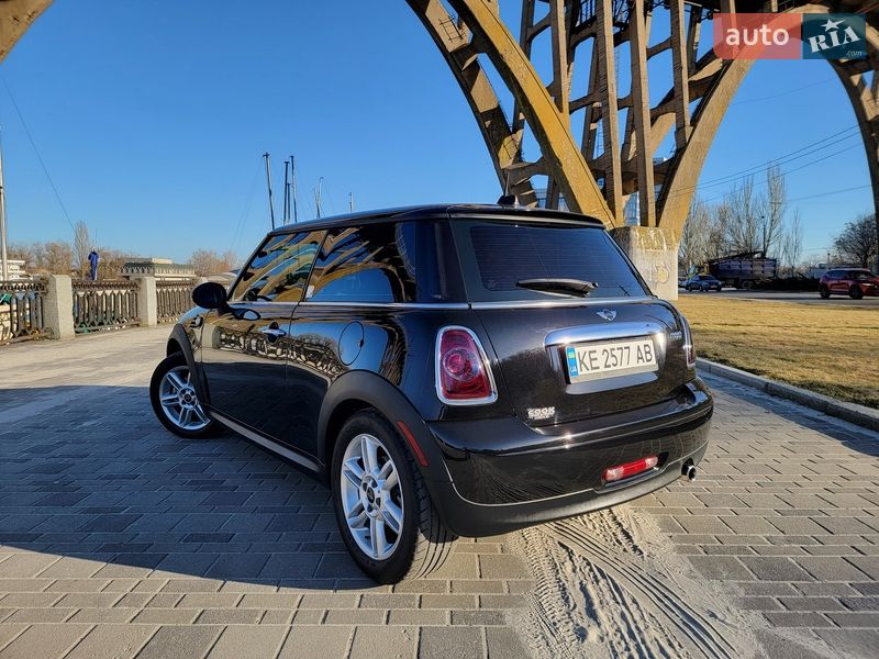 Хетчбек MINI Cooper 2011 в Дніпрі