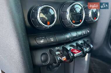 Хэтчбек MINI Cooper 2015 в Львове