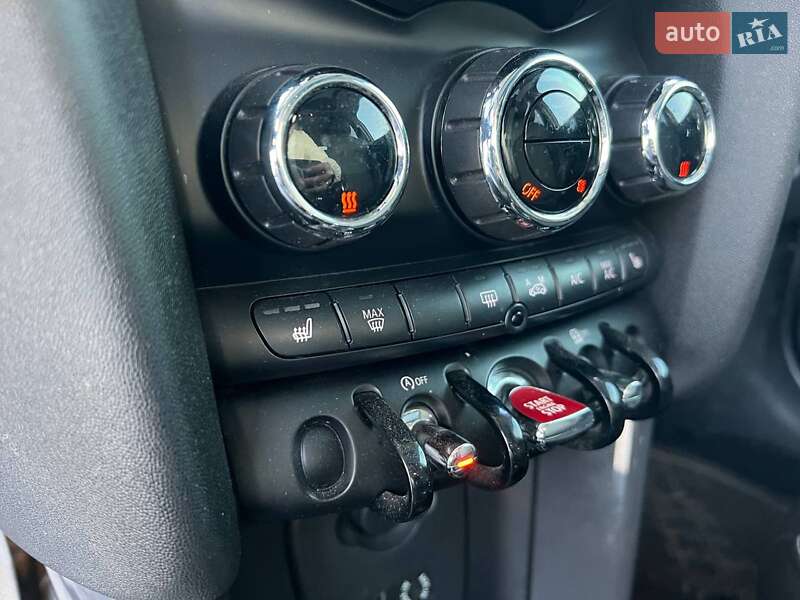 Хетчбек MINI Cooper 2015 в Львові