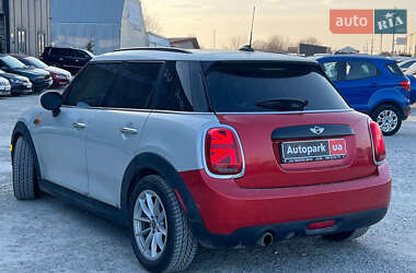 Хэтчбек MINI Cooper 2015 в Львове