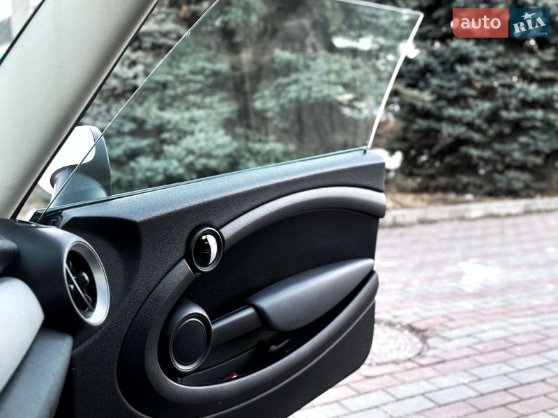 Хэтчбек MINI Cooper 2012 в Харькове