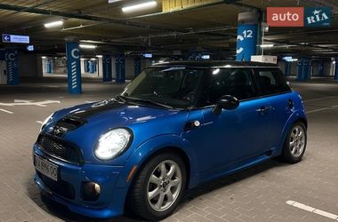 Хэтчбек MINI Cooper 2010 в Киеве