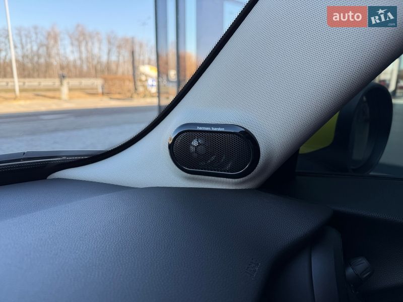 Хэтчбек MINI Cooper 2023 в Киеве