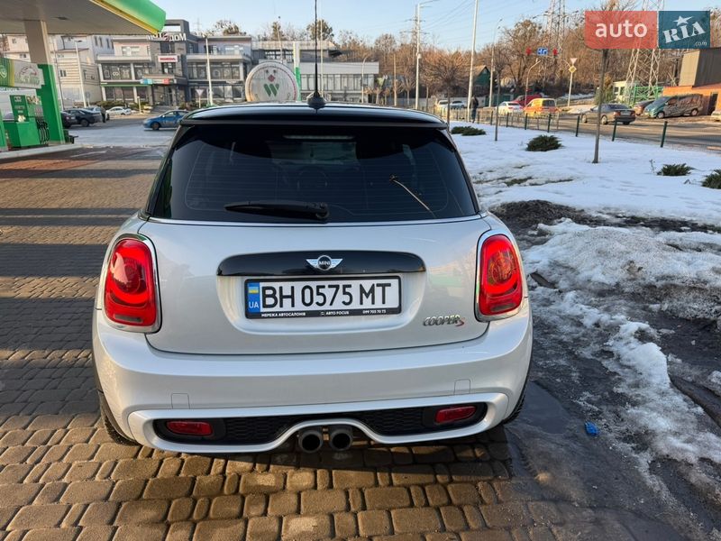Хэтчбек MINI Cooper 2015 в Киеве