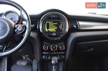 Хэтчбек MINI Cooper 2016 в Киеве