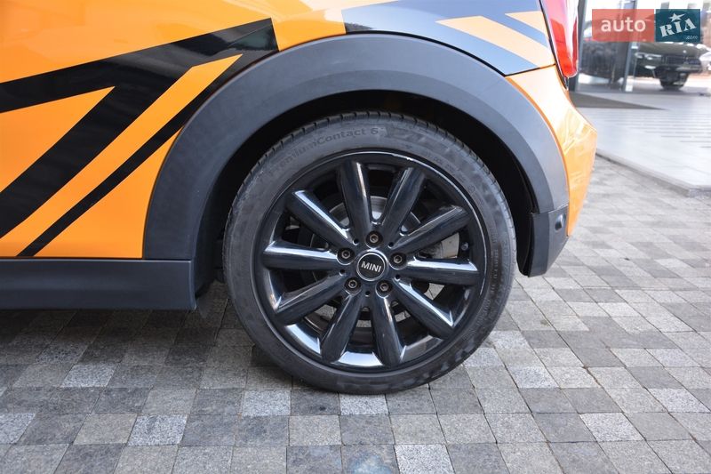 Хэтчбек MINI Cooper 2016 в Киеве