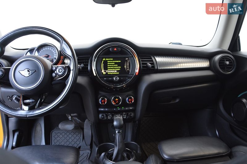 Хэтчбек MINI Cooper 2016 в Киеве