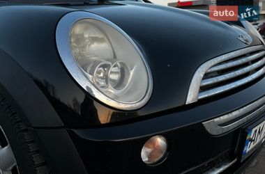 Хетчбек MINI Cooper 2004 в Житомирі