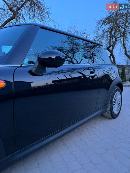 Хэтчбек MINI Cooper 2009 в Николаеве фото 20 Хэтчбек MINI Cooper 2009 в Николаеве
