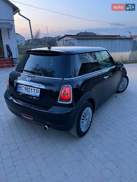 Хэтчбек MINI Cooper 2009 в Николаеве фото 46 Хэтчбек MINI Cooper 2009 в Николаеве
