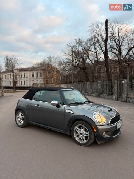 Хэтчбек MINI Cooper 2010 в Каменском