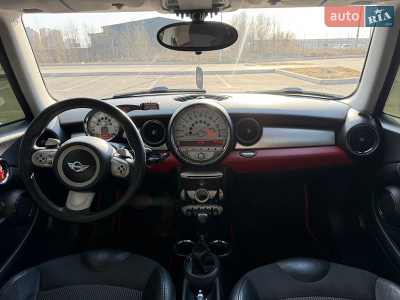 Хэтчбек MINI Cooper 2007 в Киеве фото 24 Хэтчбек MINI Cooper 2007 в Киеве