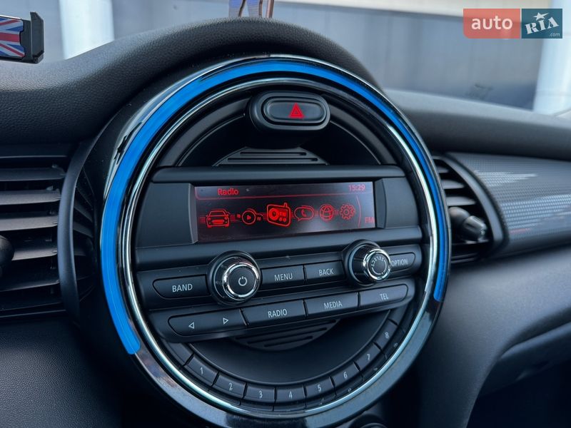 Хэтчбек MINI Cooper 2015 в Киеве