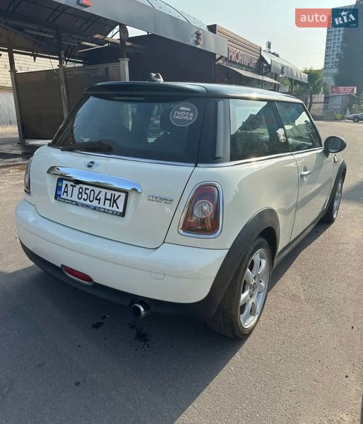 Хэтчбек MINI Cooper 2009 в Черкассах