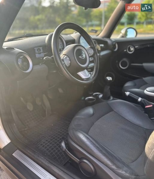 Хэтчбек MINI Cooper 2009 в Черкассах
