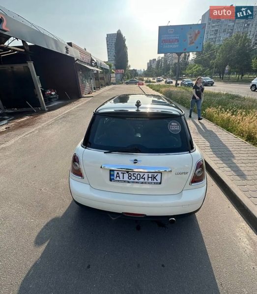 Хэтчбек MINI Cooper 2009 в Черкассах