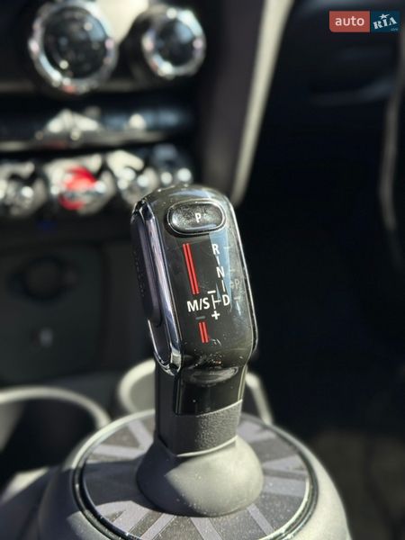 Хэтчбек MINI Cooper 2019 в Киеве