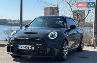 Хэтчбек MINI Cooper 2019 в Киеве